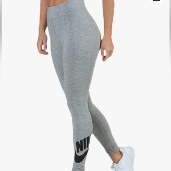 Nike Tights - Picture 5 of 10